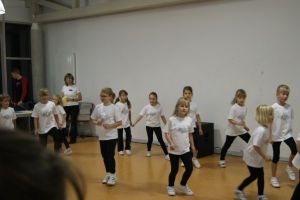 SwansDanceDay 2011_228