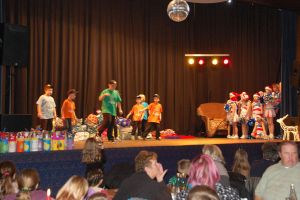 Weihnachtsfeier der Bernauer Tafel / Stadthalle Bernau - 19. Dezember 2013_36